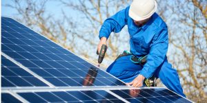 Installation Maintenance Panneaux Solaires Photovoltaïques à Semeac